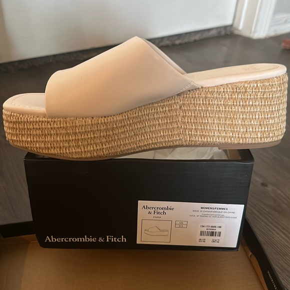 A&F wedges. Brand new! - Picture 1 of 5